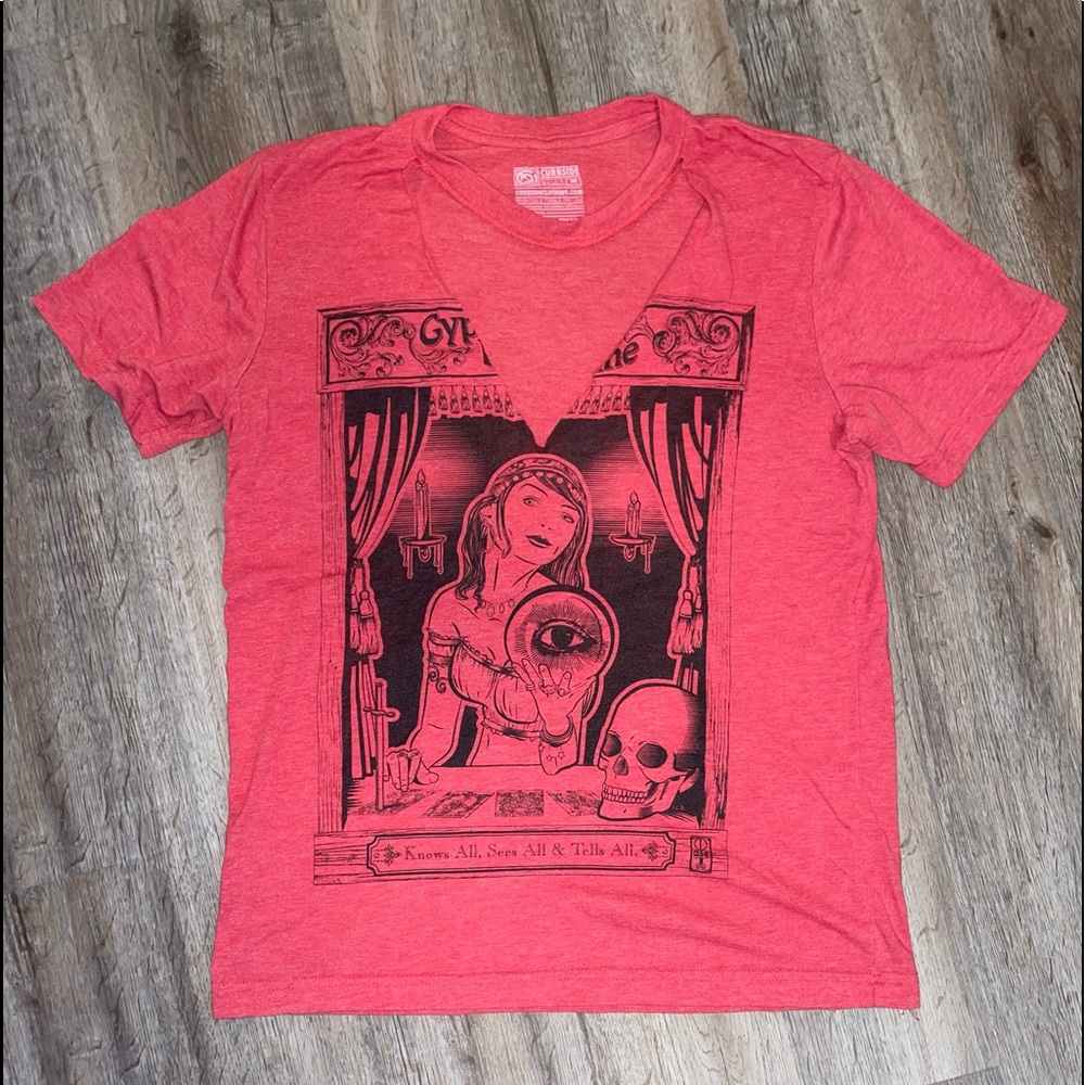 Graphic Psychic cut out V neck tee